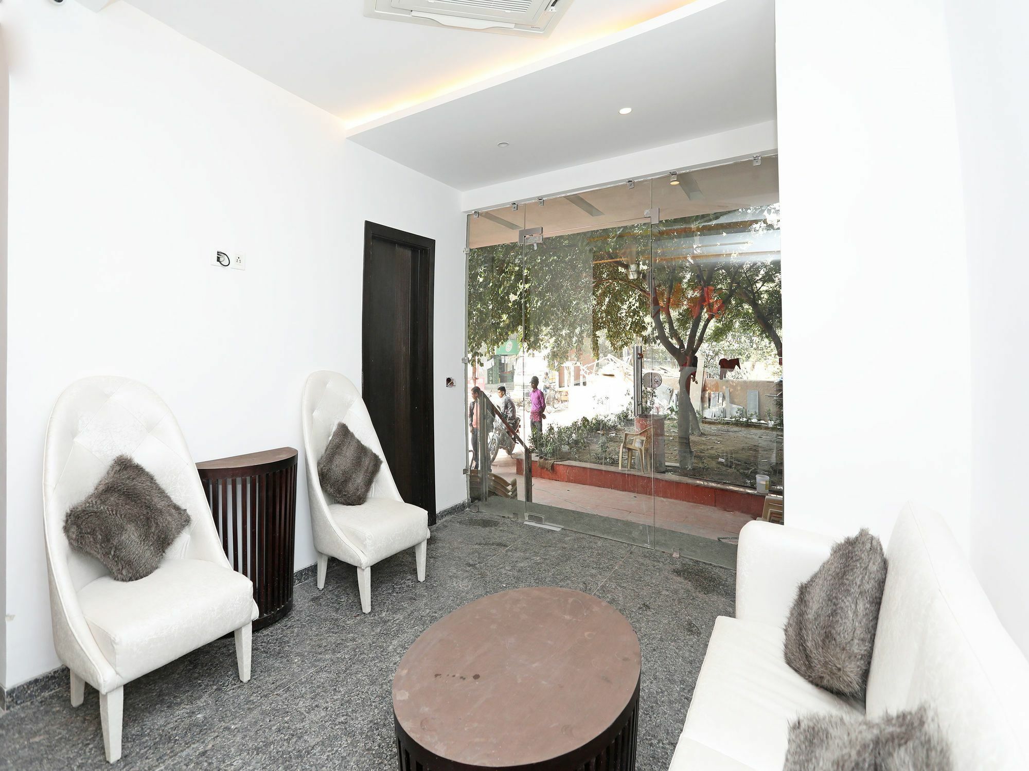 Oyo 11071 Hotel Tisya Delhi  Luaran gambar